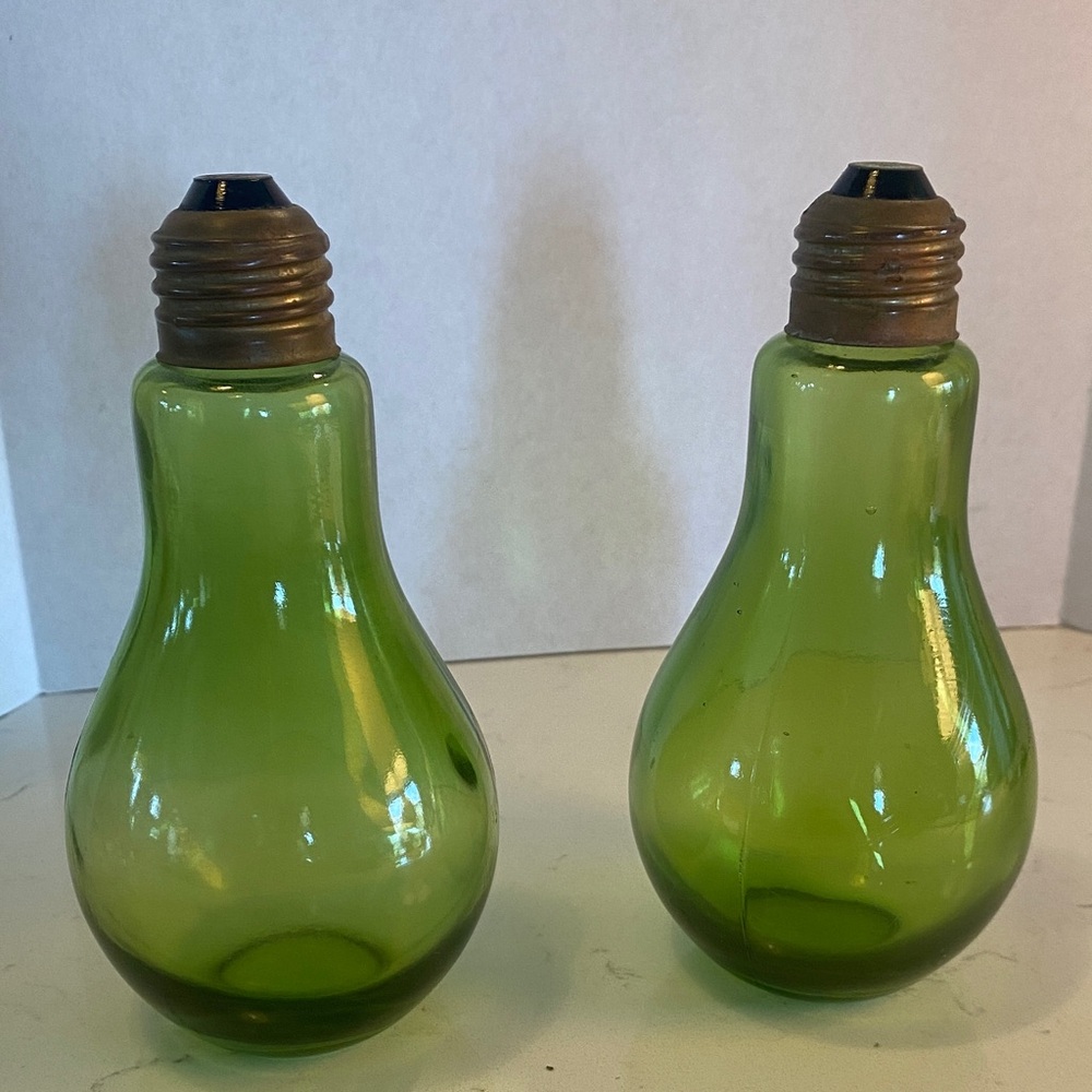 Vintage Glass Lightbulb Shaped Salt & Pepper Shakers Avocado Green Japan